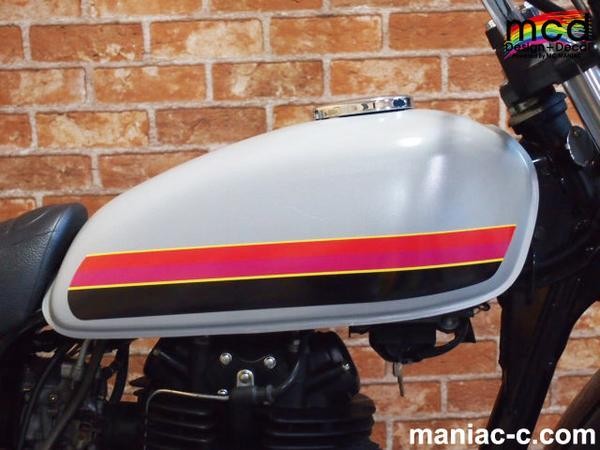 250TR タンク デカール ステッカー MCDtypeKZX01 / マニアック