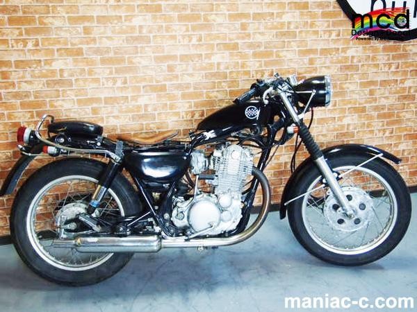 SR400 チェッカー エンブレム タンク デカール 青/白