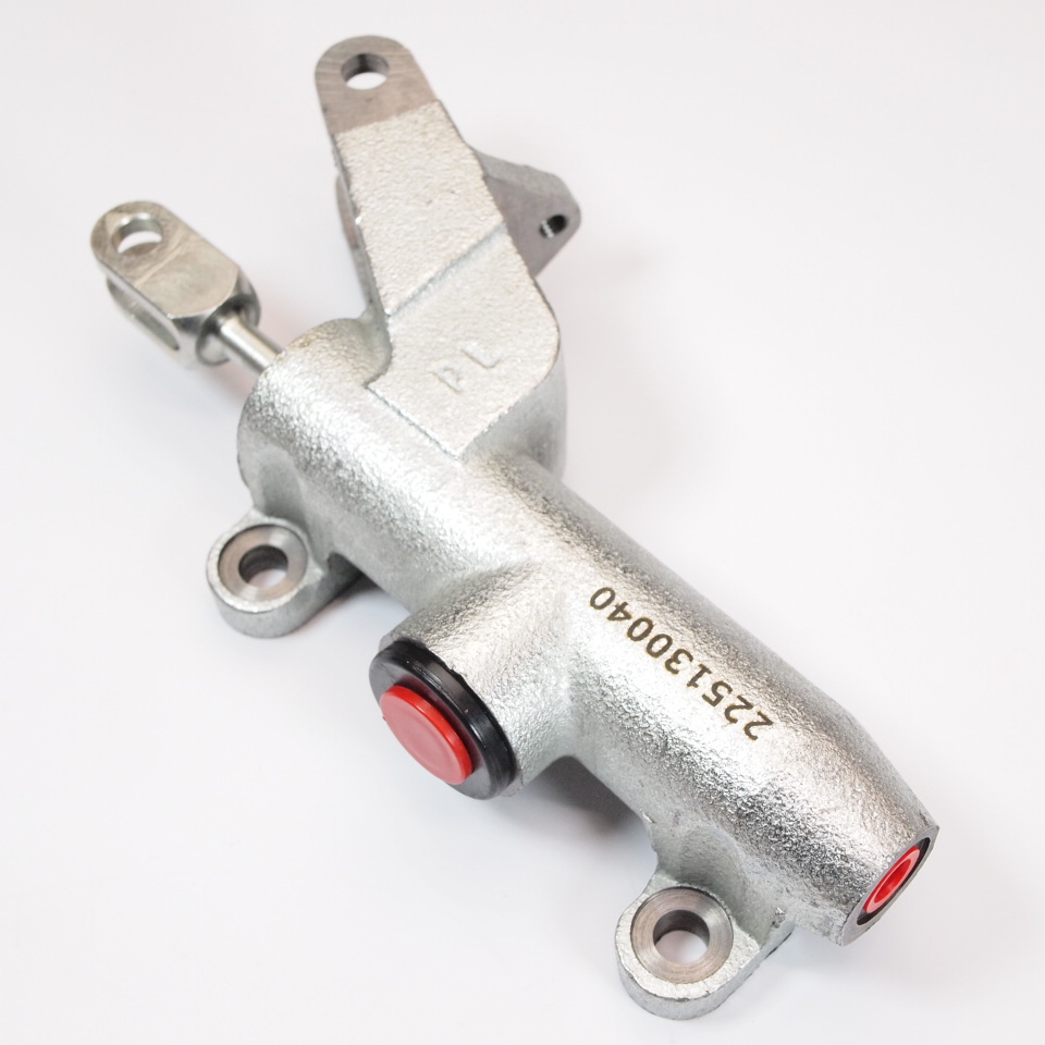 マニアックコレクション / Brake Master Cylinder RMS seated at brake pedal for